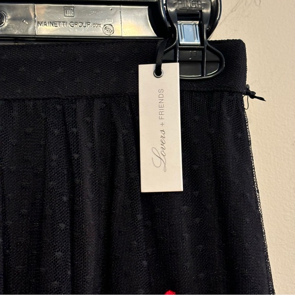 NWT Lovers & Friends Tulle Rose Embroidered Skirt - Picture 5 of 6